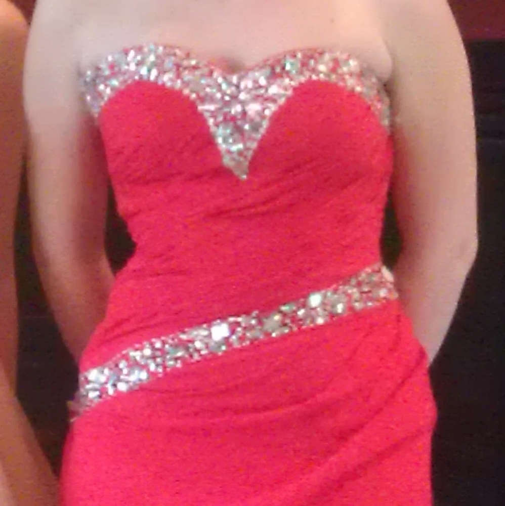 Prom dress / evening gown - Picture 2 of 2